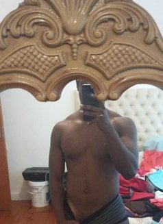 Themba - Acompañantes masculino in Durban Photo 1 of 1