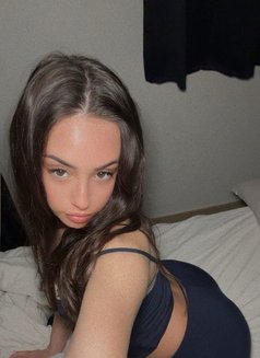 Theodoralova - escort in Nantes Photo 4 of 5