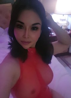 Therapeutic Massage - escort in Doha Photo 6 of 6