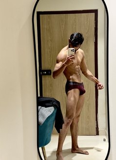 Therapist - Male escort in New Delhi Photo 19 of 21