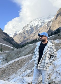 Therapist - Male escort in Islamabad Photo 3 of 20