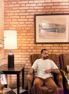 Therapist - Male escort in Islamabad Photo 6 of 20