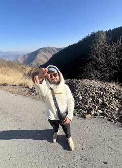 Therapist - Male escort in Islamabad Photo 18 of 20