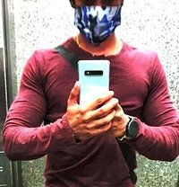 Therapistanuj - Acompañantes masculino in Dubai