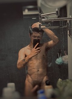 Young_Smooth Twink 🇵🇭 - Male escort in Bangkok Photo 3 of 9