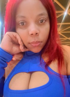 Therealqueen - puta in Dehradun, Uttarakhand Photo 4 of 4