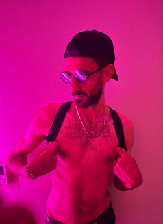 Thewolfdom - Male escort in Beirut Photo 5 of 10