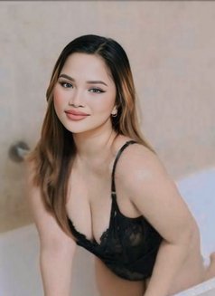 Thicc girl Cheska - puta in Manila Photo 4 of 7