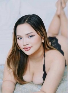 Thicc girl Cheska - puta in Manila Photo 5 of 7