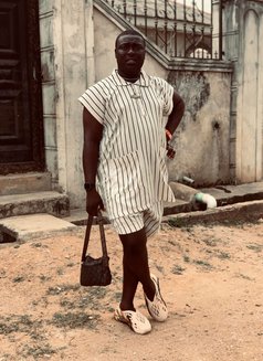Thick and Juicy - Male escort in Lagos, Nigeria Photo 5 of 5
