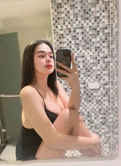 Thick Bigboobs Available now - Transsexual escort in Taipei Photo 9 of 10