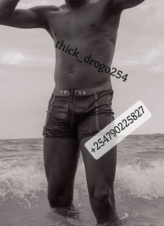 Thick Drogo254 - Male escort in Nairobi Photo 3 of 12