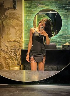 Thick Little Ass - puta in Dubai Photo 3 of 3