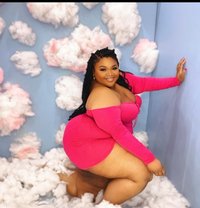 Thick Yara - puta in Accra