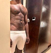 Thickblkxxl - Male escort in Doha Photo 1 of 7