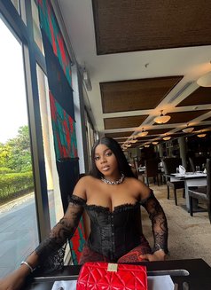 Thickgurl - escort in Accra Photo 4 of 4