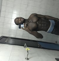 Thickness - Acompañantes masculino in Dubai
