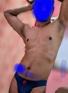 ThickRod1 - Acompañantes masculino in Mumbai Photo 4 of 8