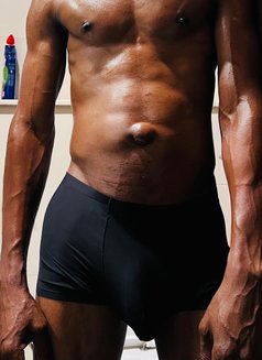 Thicksexzy - Acompañantes masculino in Dubai Photo 3 of 3
