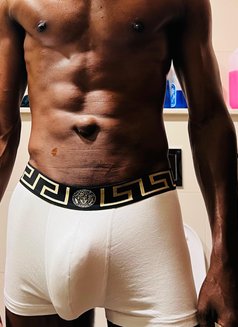 Thicksexzy - Male escort in Dubai Photo 6 of 7