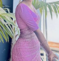 Thilakshi - puta in Colombo