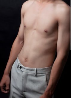 Thin but Thick - Masajista in Mumbai Photo 2 of 2