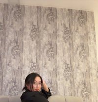 Thiwa - adult performer in Al Manama