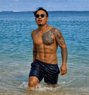 Thom - Acompañantes masculino in Bali Photo 1 of 5