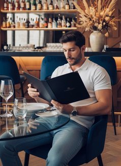 THOMAS - Male escort in Dubai Photo 7 of 14