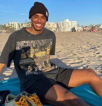 Thomas For Ladies and couples - Male escort in Abu Dhabi