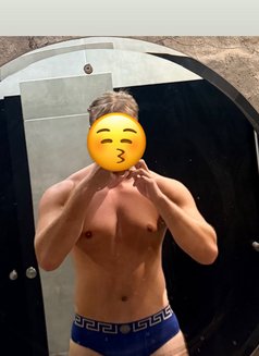 Thomas - Male escort in Abu Dhabi Photo 1 of 1