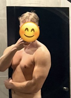 Thomas - Acompañantes masculino in Dubai Photo 2 of 2