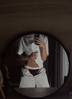 Thomas Hott - Male escort in Dubai Photo 7 of 7