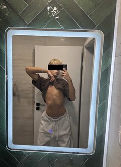 Thomas Hott - Acompañantes masculino in Dubai Photo 9 of 10