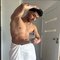 Thonny - masseur in Malta
