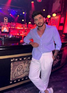 Thonybigcockxxl22 Arrived in Malta - Male escort in Malta Photo 9 of 22