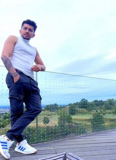 Thonybigcockxxl22 Arrived in Malta - Male escort in Malta Photo 16 of 22