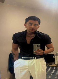 Thonybigcockxxl22 Arrived in Malta - Male escort in Malta Photo 21 of 22