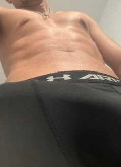 Thonybigcockxxl22 Arrived in Malta - Male escort in Malta Photo 2 of 22