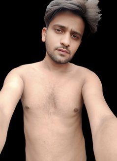 Threesome Boy Raaj 24×7 Male iscort - Acompañantes masculino in New Delhi Photo 11 of 11