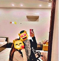 Threesome, Real Meet & Cam Show Independ - puta in New Delhi Photo 12 of 12