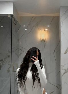 THREESOME SESSION IN MARINA - escort in Dubai Photo 14 of 15