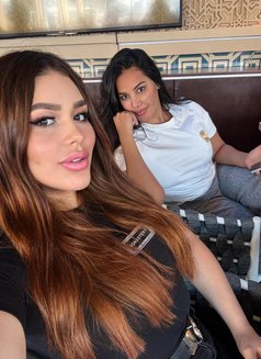 Threesome Two Latinas - puta in Doha Photo 3 of 13