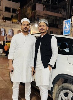 Threesomeboyzz - masseur in New Delhi Photo 10 of 10