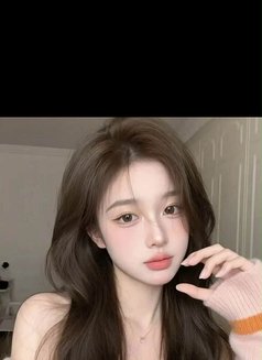 Thuongtan - escort in Abu Dhabi Photo 2 of 3