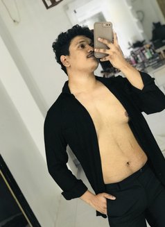 Thusith , fro men only (පුරුෂ පාර්ශවයට ප - masseur in Colombo Photo 7 of 7