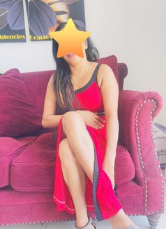 Thusivi - escort in Colombo Photo 6 of 10