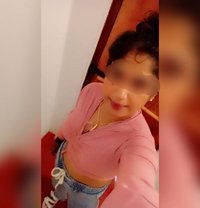 Thusivi - escort in Colombo