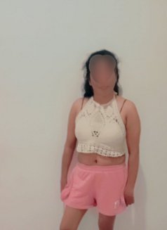 Thusivi - escort in Johor Bahru Photo 3 of 6