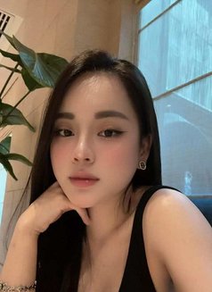 Thuý Lở - escort in Muscat Photo 5 of 5